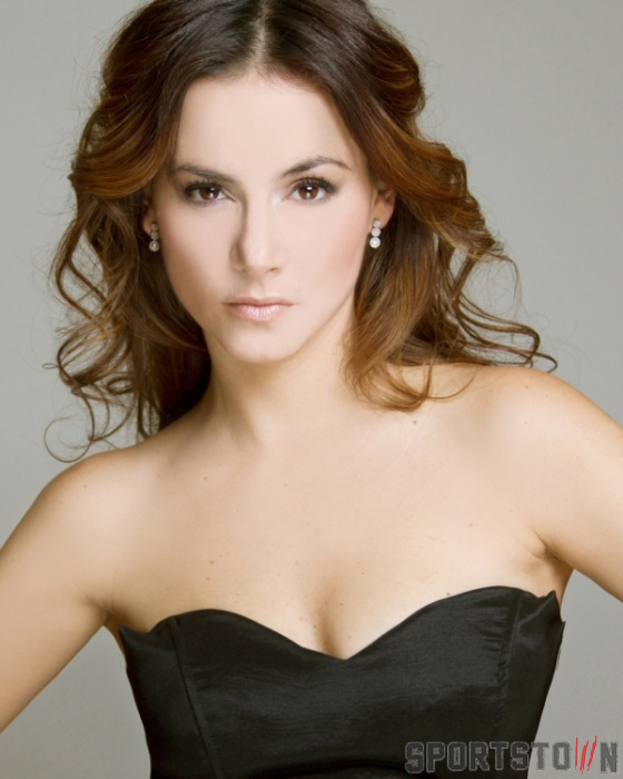 Claudia Lizaldi_9
