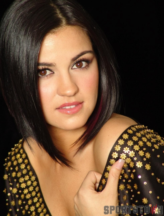 Maite Perroni Beorlegui_5